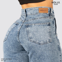 Cargar imagen en el visor de la galería, JEAN MOM FLARE TIRO ALTO 1327
